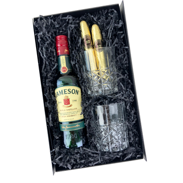 Whiskey Lovers  Gift Box | Whiskey and Glasses | Celebration Box NZ | Shipping NZ Wide 